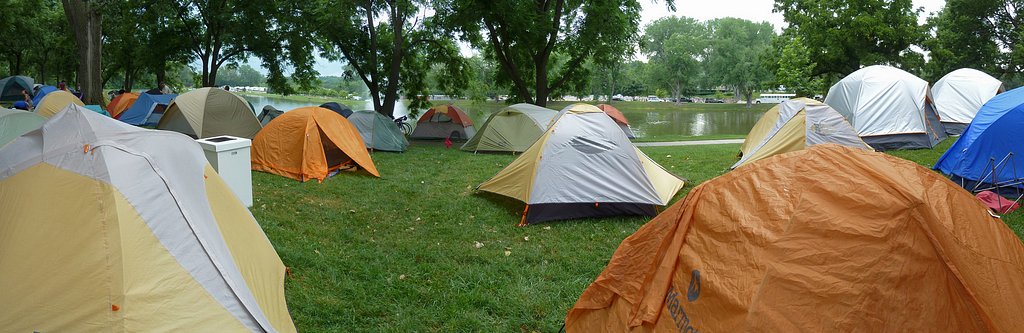 Day1 Tents pan4.jpg