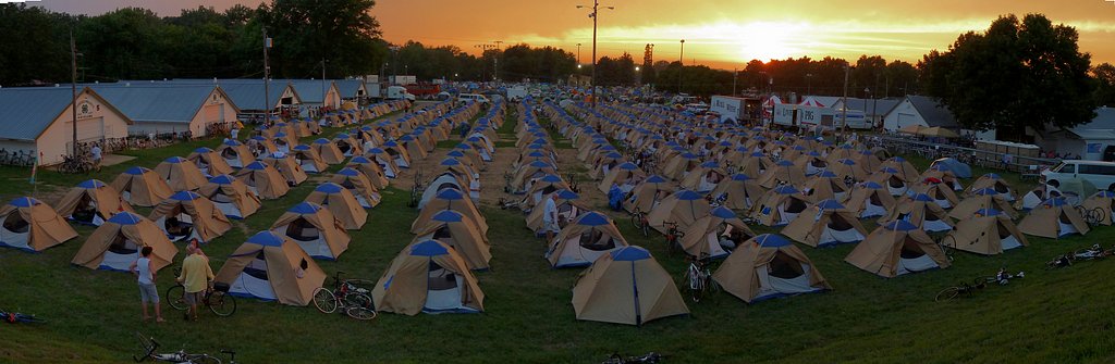 Day2 Tents pan4.jpg